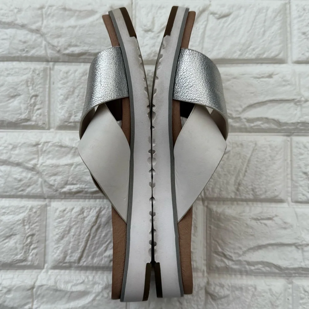 UGG Kari Silver and White Leather Cross-Strap Slide Sandals Size 8.5